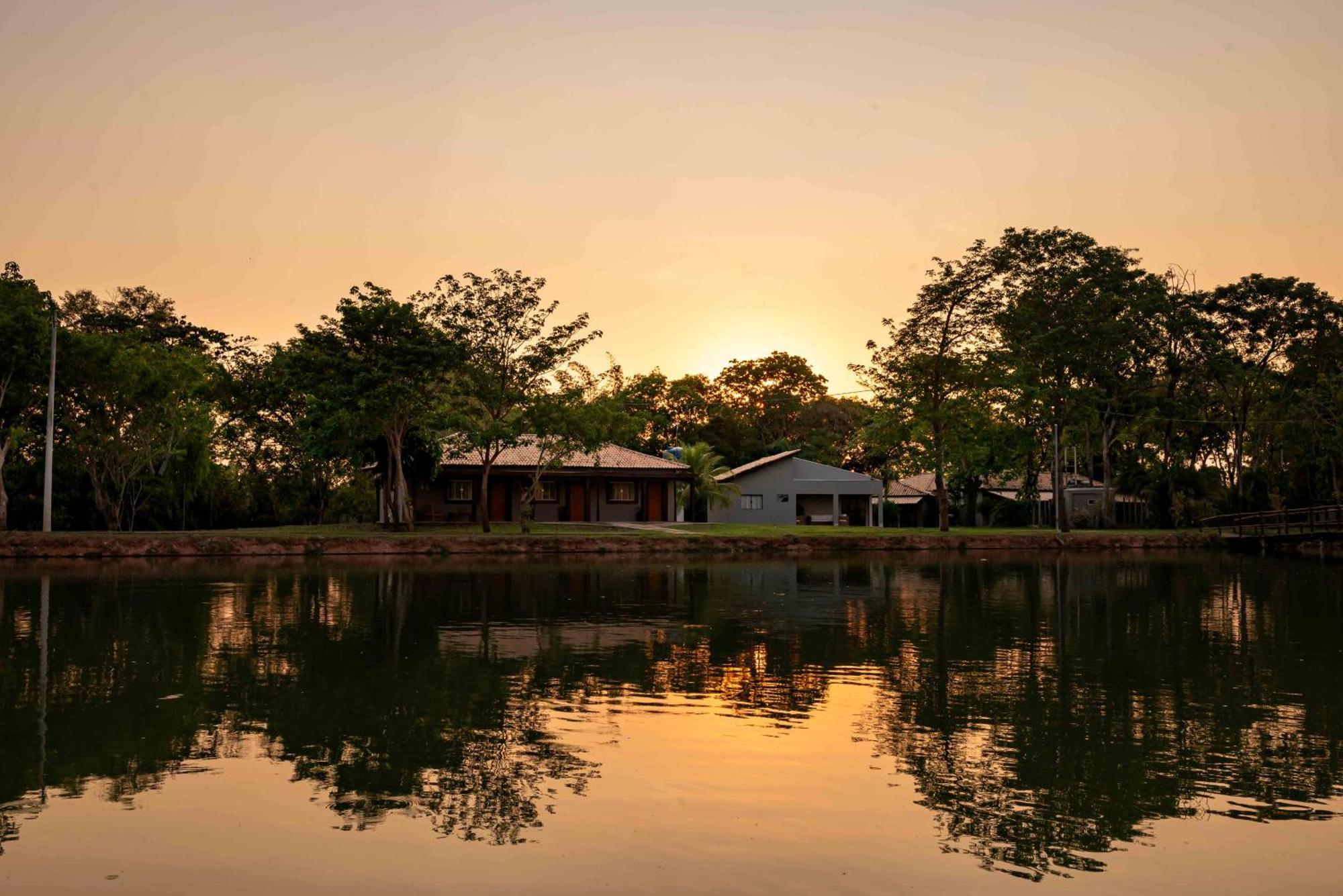 Spa Agua Milagrosa Cuiabá Exteriér fotografie