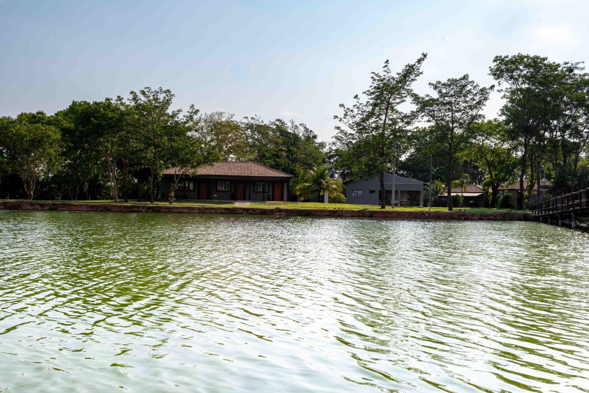 Spa Agua Milagrosa Cuiabá Exteriér fotografie